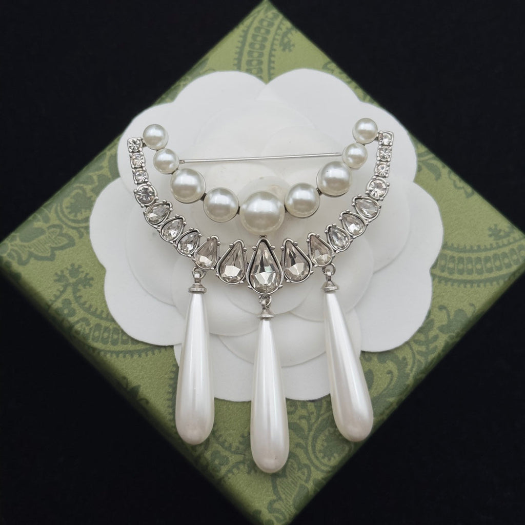 Gucci Brooch Silver 184022