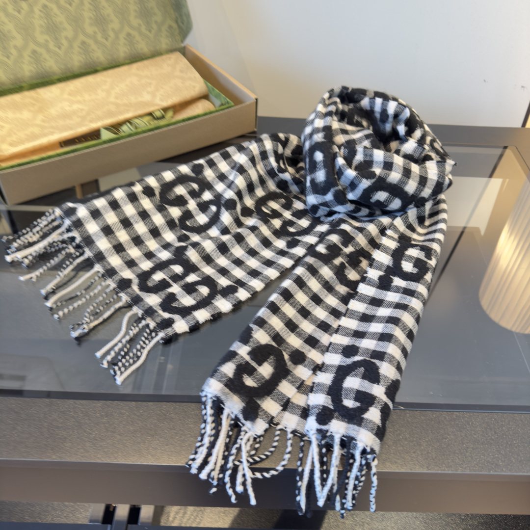 Gucci Black & White Check Scarf — front